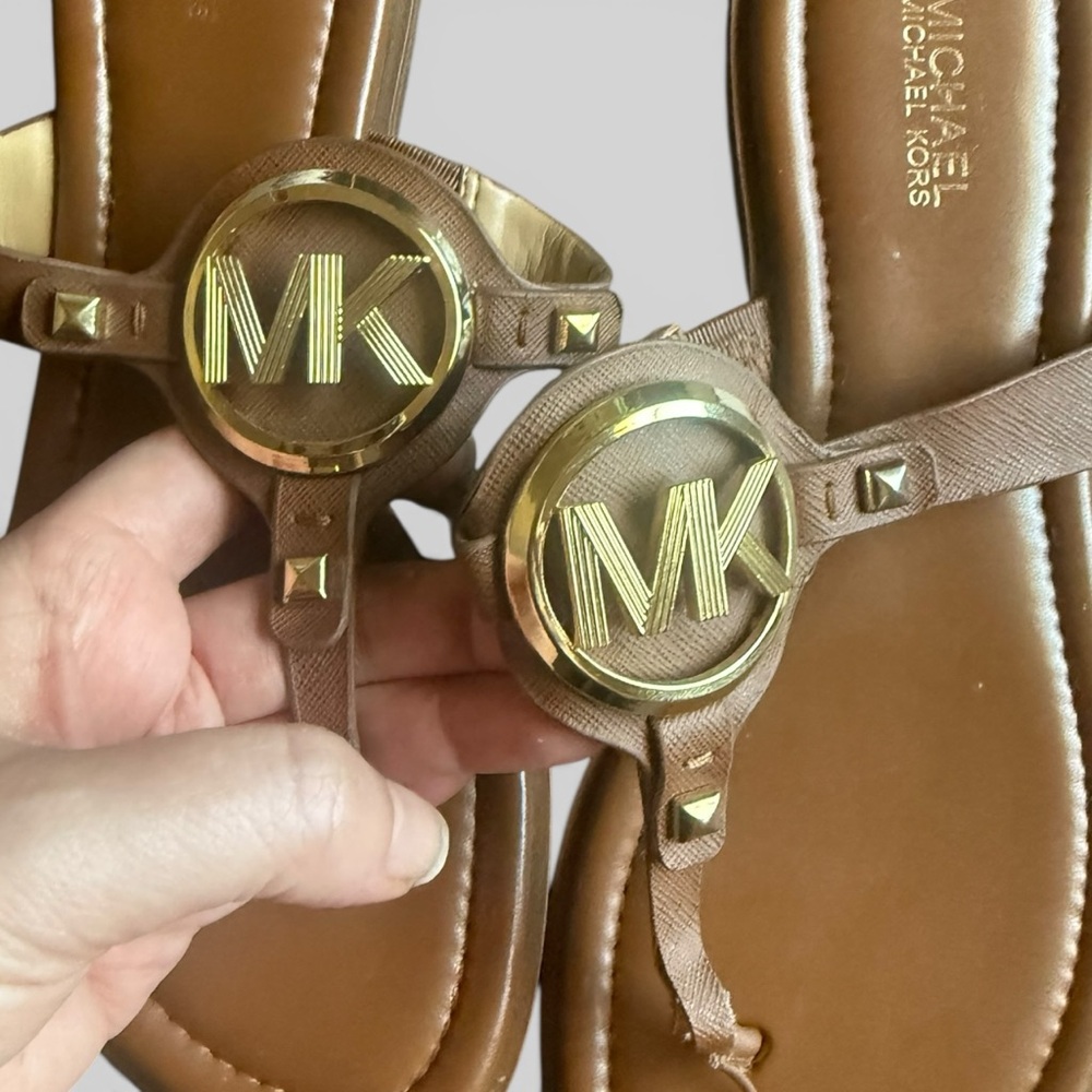 Michael Michael Kors Aubrey Logo T-strap Sandal Brown Size 7.5 - Picture 6 of 14